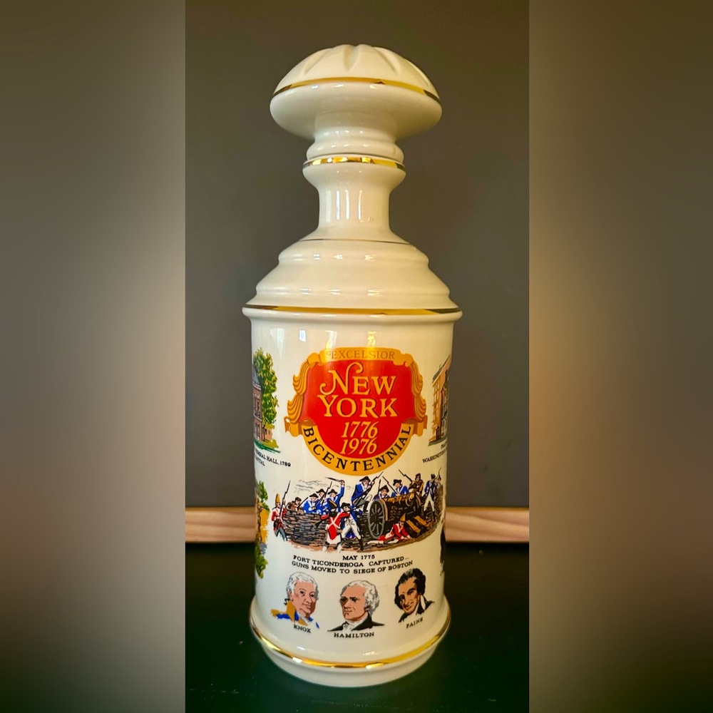 1975 Old Rip Van Winkle New York Bicentennial Decanter